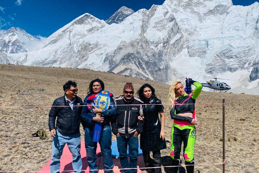कालापत्थरमा पहिलोपटक अन्तर्राष्ट्रिय रेस्लिङ प्रतियोगिता सम्पन्न – नेपालको पहिलो महिला रेस्लर भगवती खड्का विजयी