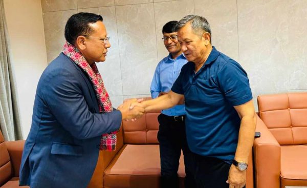 आजबाट दिनेश डिसीले सम्हाले बोर्ड अध्यक्षको कार्यभार