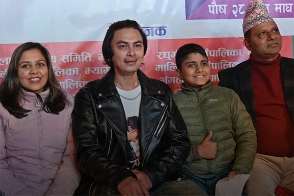महोत्सवमा ‘मायाबी’को प्रचार गर्दै पल