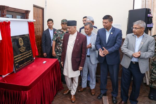 प्रधानमन्त्रीद्दारा फिल्म स्टुडियो शिलान्यास
