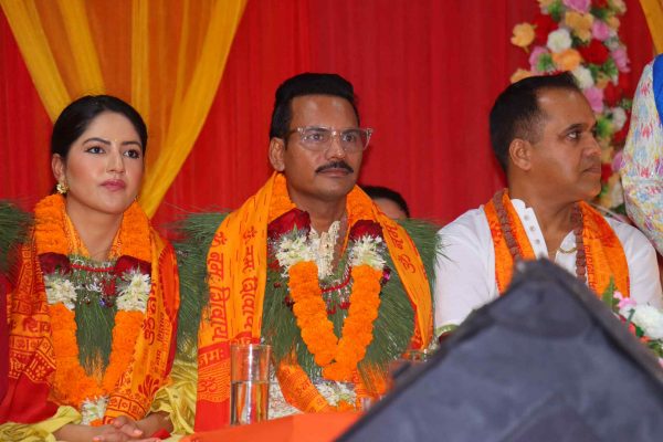 महायज्ञमा पुगेर माग्ने बुढाले गरे आर्थिक सहयोग